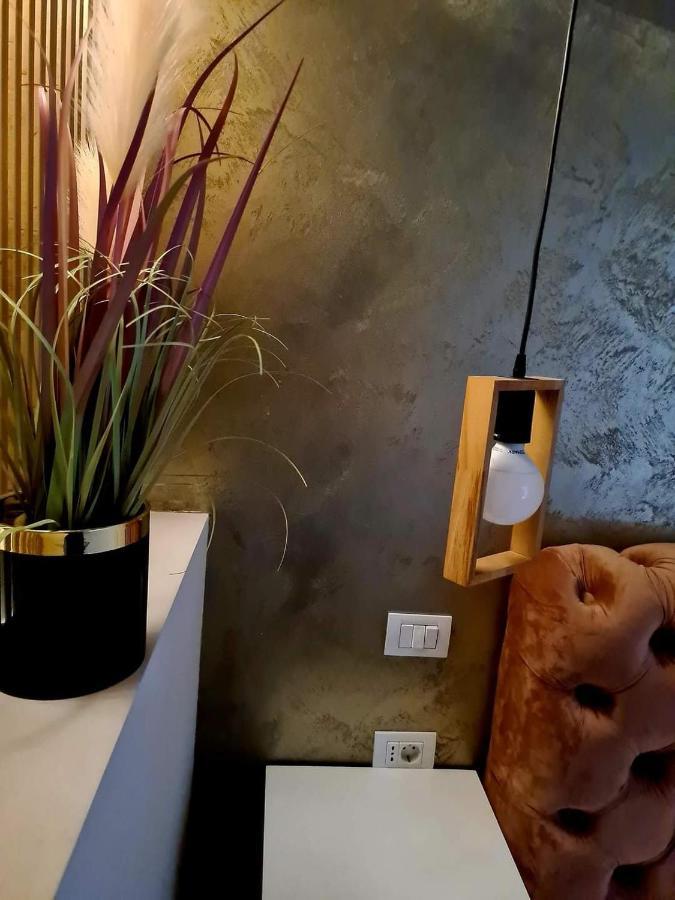 Laci Lak Premium Apartment ออราแด ภายนอก รูปภาพ