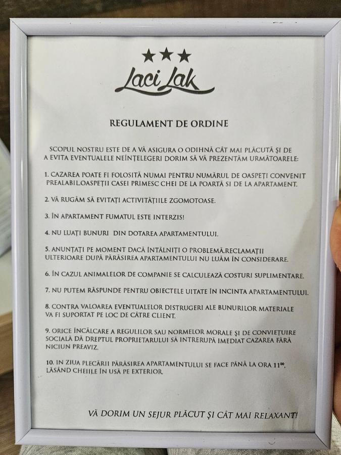 Laci Lak Premium Apartment ออราแด ภายนอก รูปภาพ